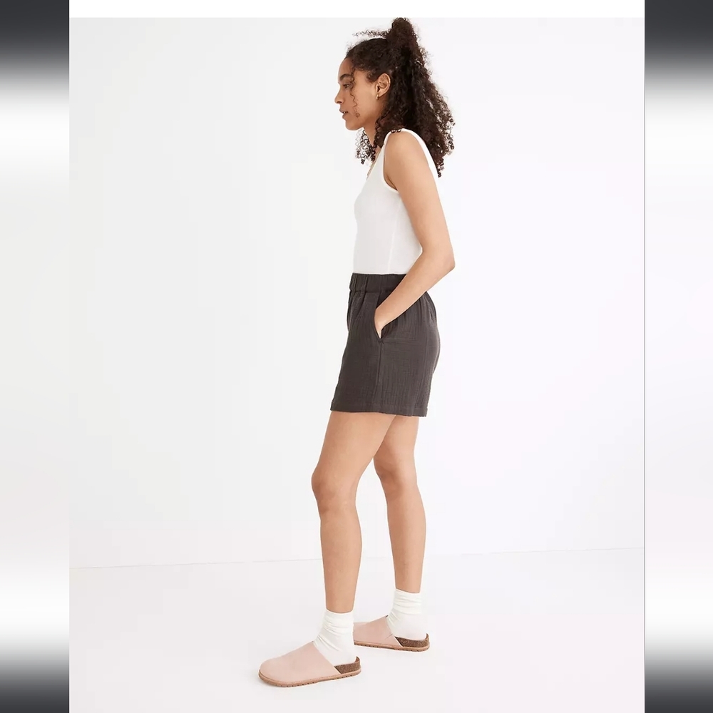 Madewell Lightspun Shorts - Picture 2 of 5